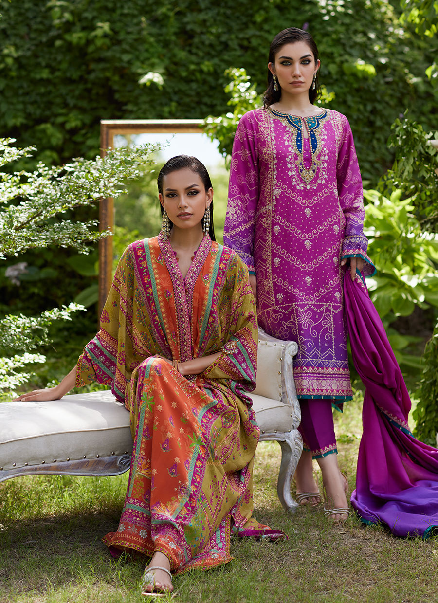 Farah Talib Aziz | Mayna Festive Prints 24 | Tazeen Magenta Ombre Shirt And Dupatta by Farah Talib Aziz - Designer Dress - Type: Ladies Clothes - Available at Sana Yasir - 100% Original