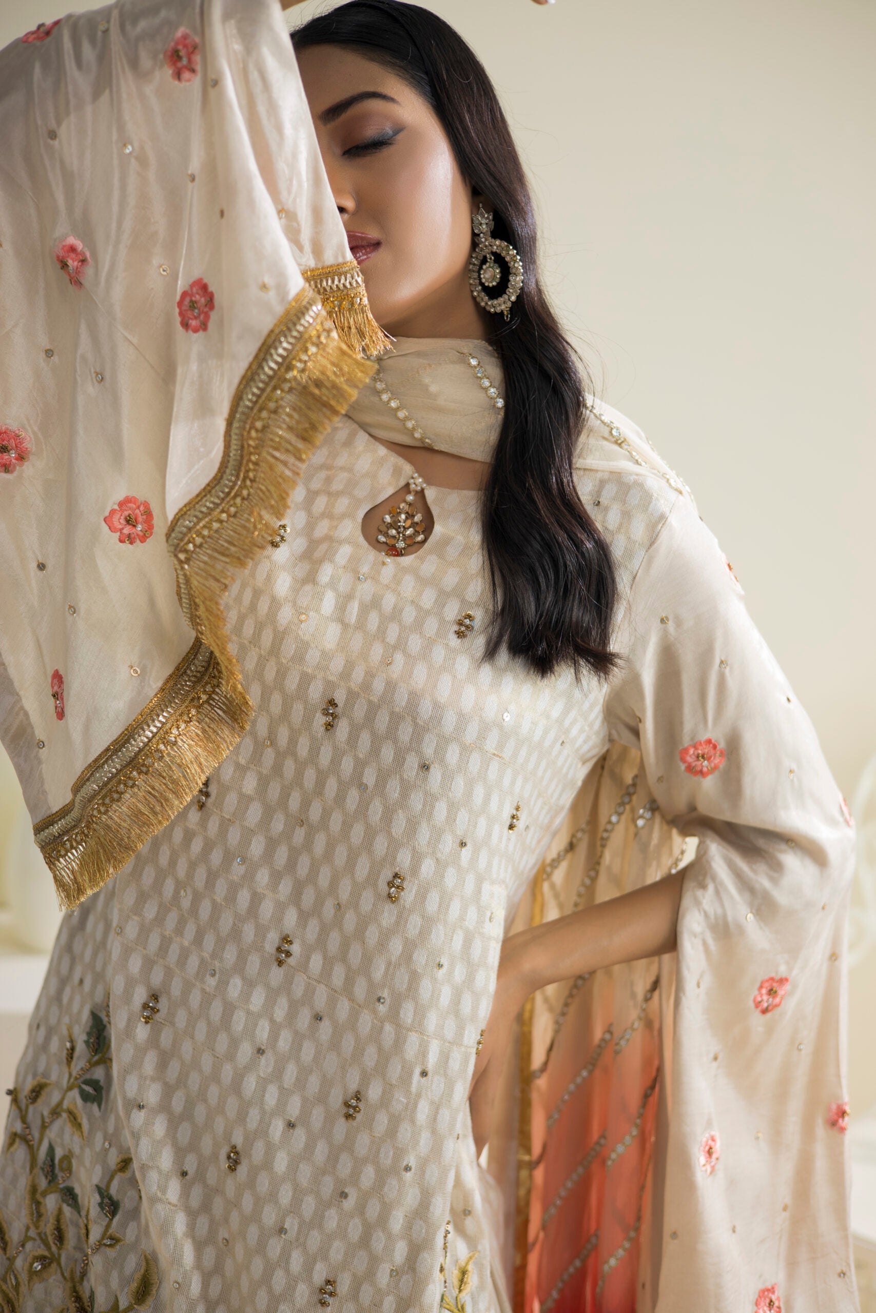 Farhat Jahan | Luxury Pret | Qainaat by Farhat Jahan - Designer Dress - Type: Formal - Available at Sana Yasir - 100% Original