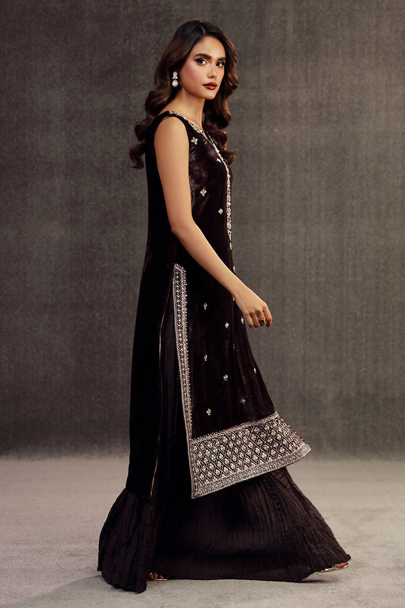 Fatima Khan | Anan Velvet Edit | Ilham by Fatima Khan - Designer Dress - Type: Ladies Clothes - Available at Sana Yasir - 100% Original
