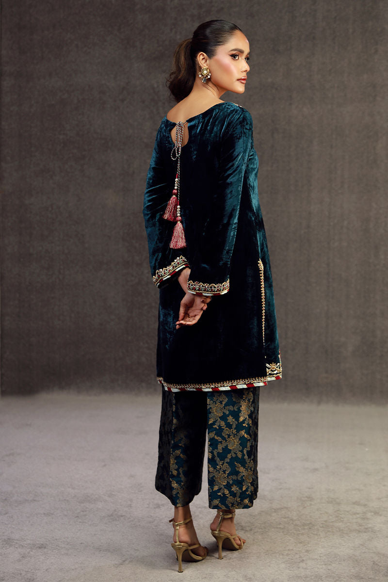 Fatima Khan | Anan Velvet Edit | Mirwa by Fatima Khan - Designer Dress - Type: Ladies Clothes - Available at Sana Yasir - 100% Original