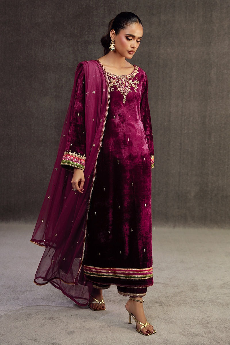 Fatima Khan | Anan Velvet Edit | Pariza by Fatima Khan - Designer Dress - Type: Ladies Clothes - Available at Sana Yasir - 100% Original