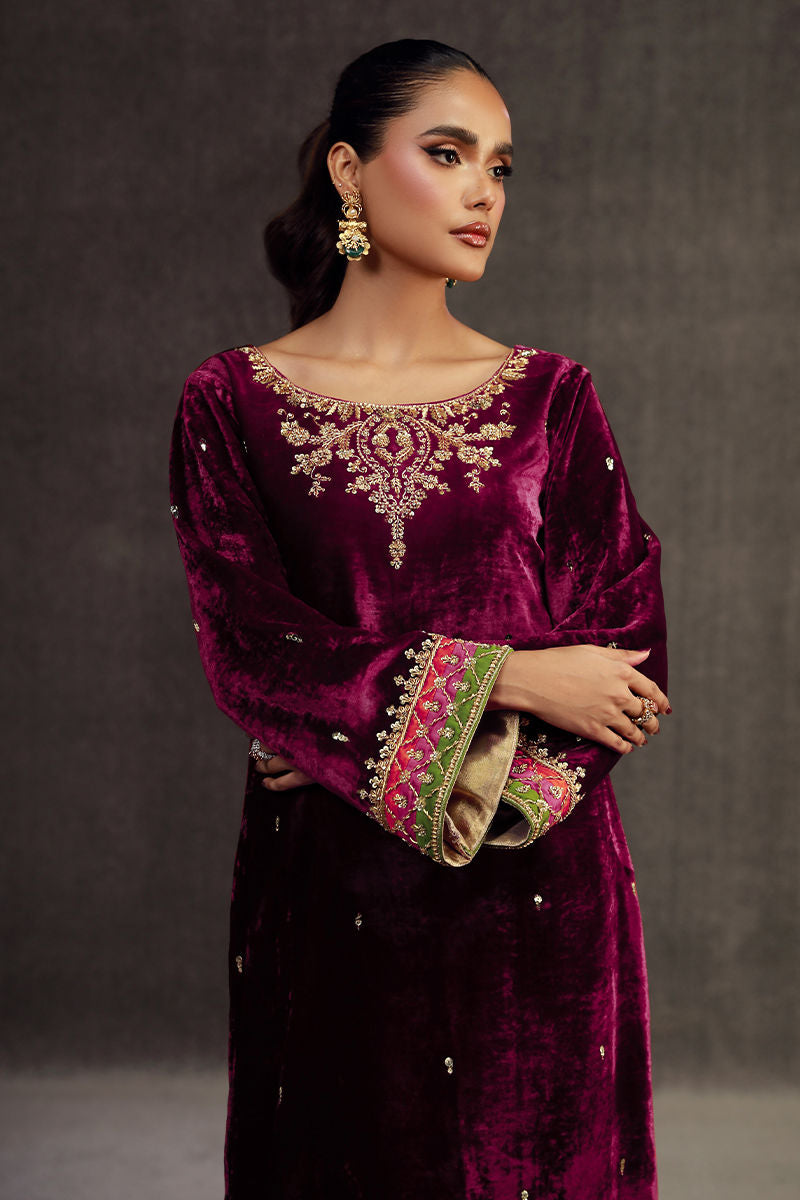 Fatima Khan | Anan Velvet Edit | Pariza by Fatima Khan - Designer Dress - Type: Ladies Clothes - Available at Sana Yasir - 100% Original