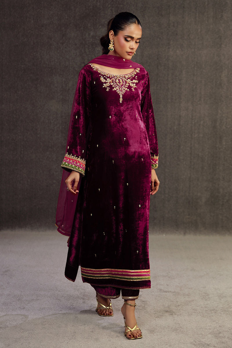 Fatima Khan | Anan Velvet Edit | Pariza by Fatima Khan - Designer Dress - Type: Ladies Clothes - Available at Sana Yasir - 100% Original