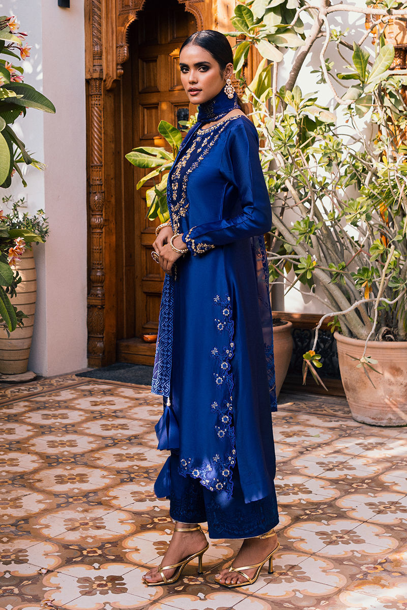 Fatima Khan | Best Sellers 24 | MANHA by Fatima Khan - Designer Dress - Type: Luxury - Available at Sana Yasir - 100% Original