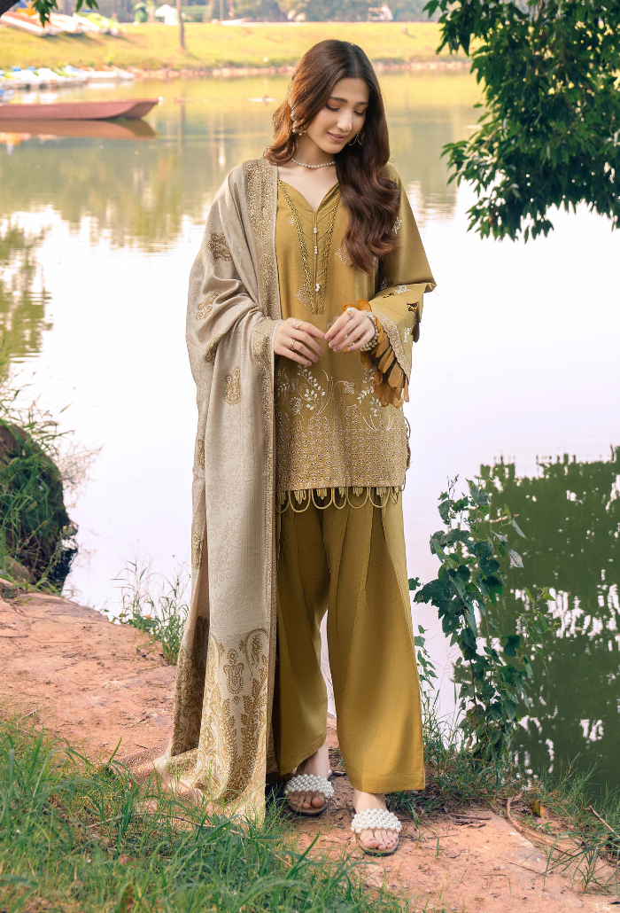 Humdum | Onora Winter 24 | Onora - D09 by humdum - Designer Dress - Type: Ladies Clothes - Available at Sana Yasir - 100% Original