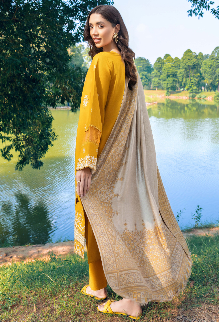 Humdum | Onora Winter 24 | Onora - D02 by HumDum - Designer Dress - Type: Ladies Clothes - Available at Sana Yasir - 100% Original
