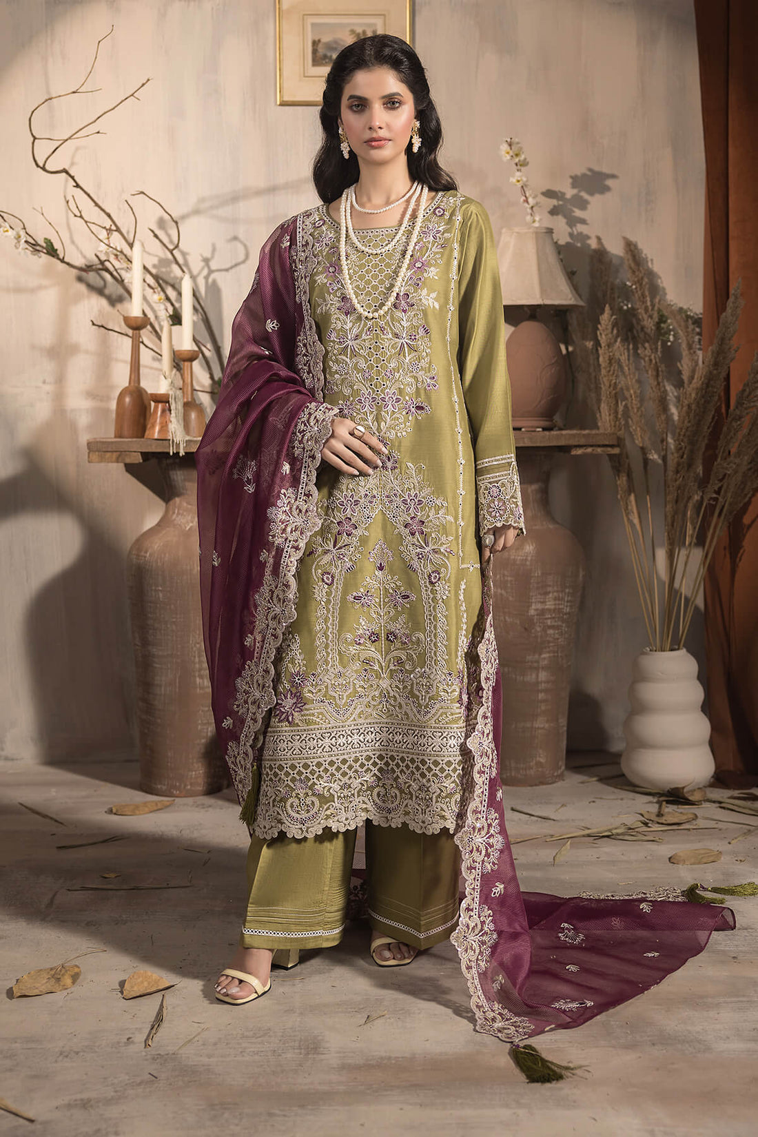 Imrozia Premium | Sehar Winter Collection | I.P-75 Abroo by Imrozia Premium - Designer Dress - Type: Ladies Clothes - Available at Sana Yasir - 100% Original