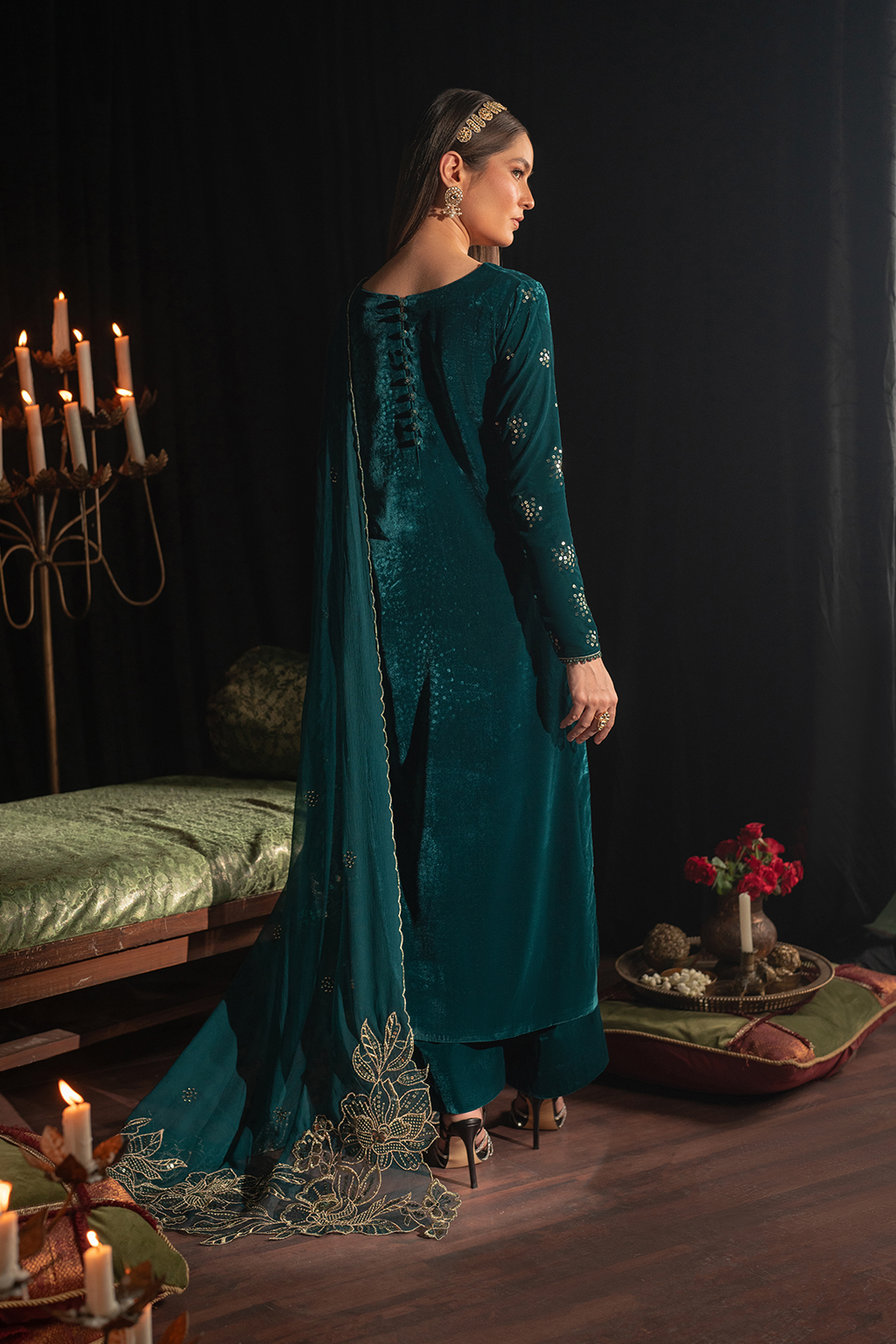 Iznik | Exclusive Velvet | IV-47 by Iznik - Designer Dress - Type: Ladies Clothes - Available at Sana Yasir - 100% Original