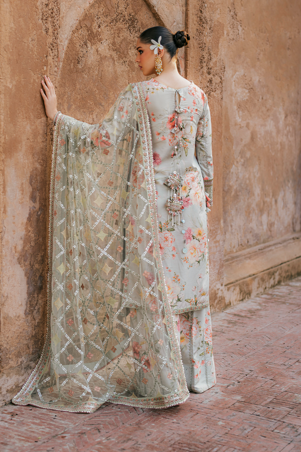 Iznik | Formal Wear | UE-311 by Iznik - Designer Dress - Type: Ladies Clothes - Available at Sana Yasir - 100% Original