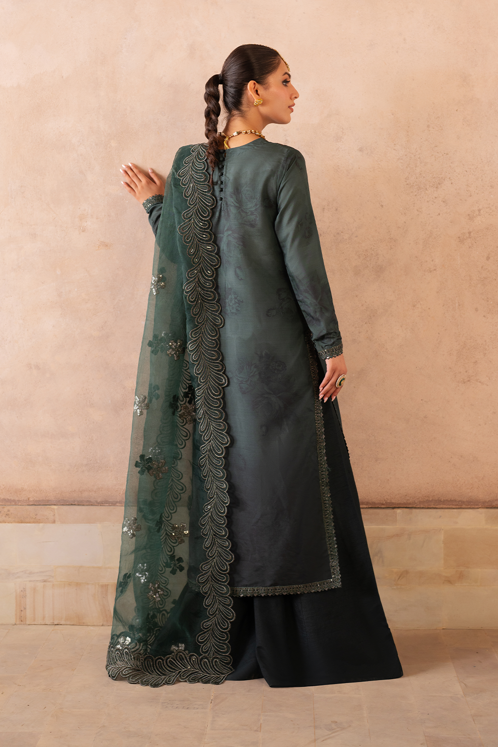 Iznik | Formal Wear | UE-324 by Iznik - Designer Dress - Type: Ladies Clothes - Available at Sana Yasir - 100% Original