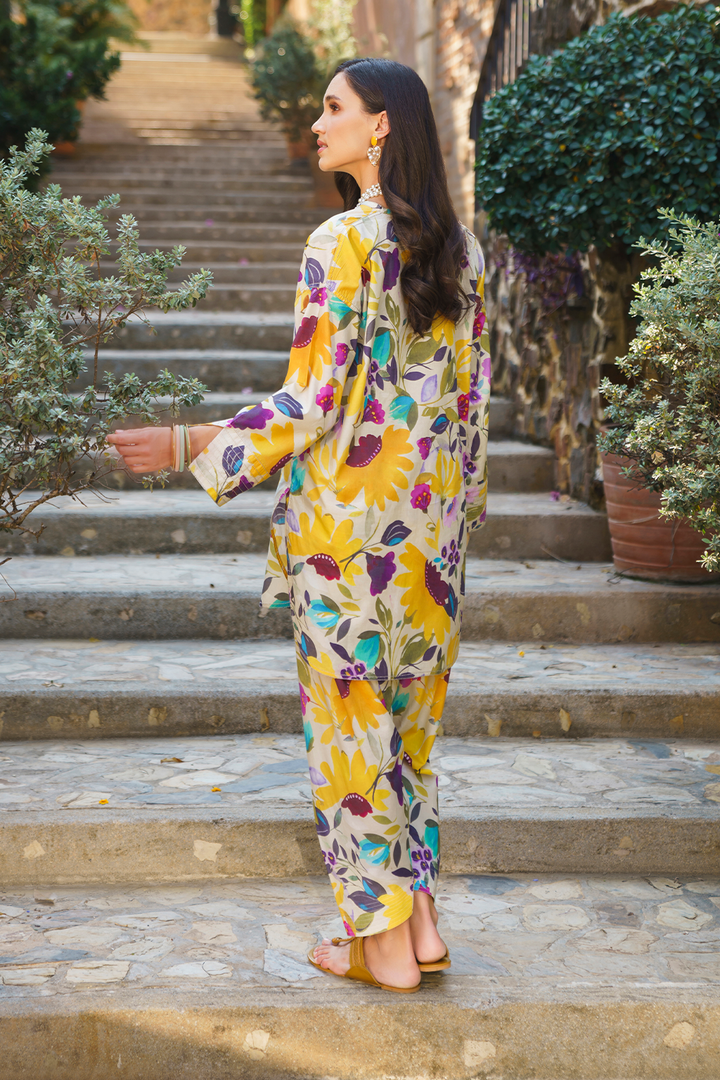 Iznik | Ready to Wear | IP-229 PRINTED LAWN by Iznik - Designer Dress - Type: Ladies Clothes - Available at Sana Yasir - 100% Original