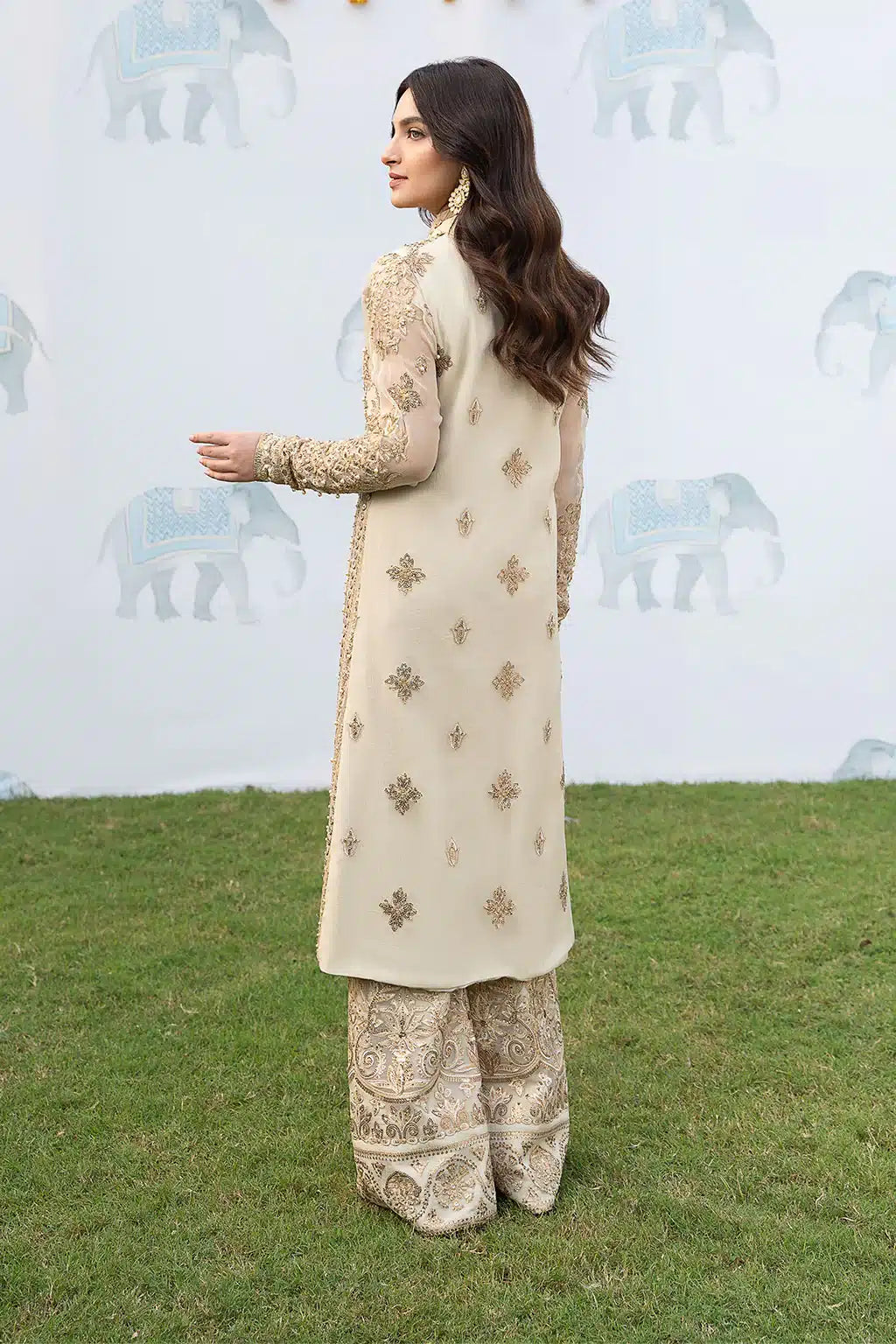 Iznik | Shendi Luxury Formals 23 | ISC-03 MAIYAA by Iznik - Designer Dress - Type: Formal - Available at Sana Yasir - 100% Original