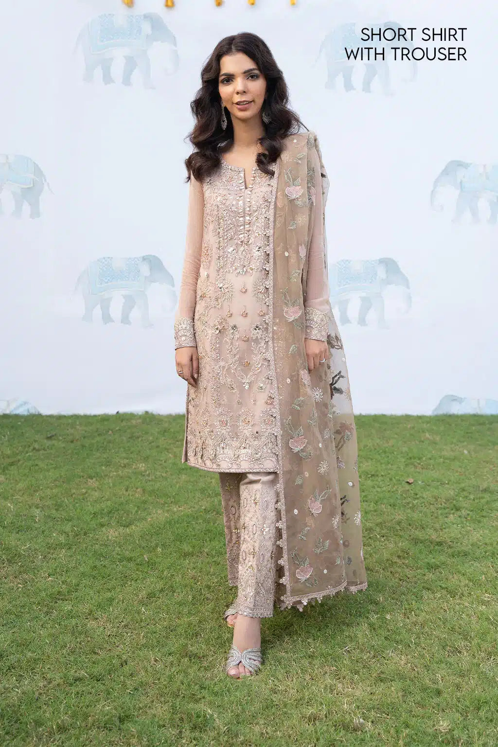 Iznik | Shendi Luxury Formals 23 | ISC-04 MAALA by Iznik - Designer Dress - Type: Formal - Available at Sana Yasir - 100% Original