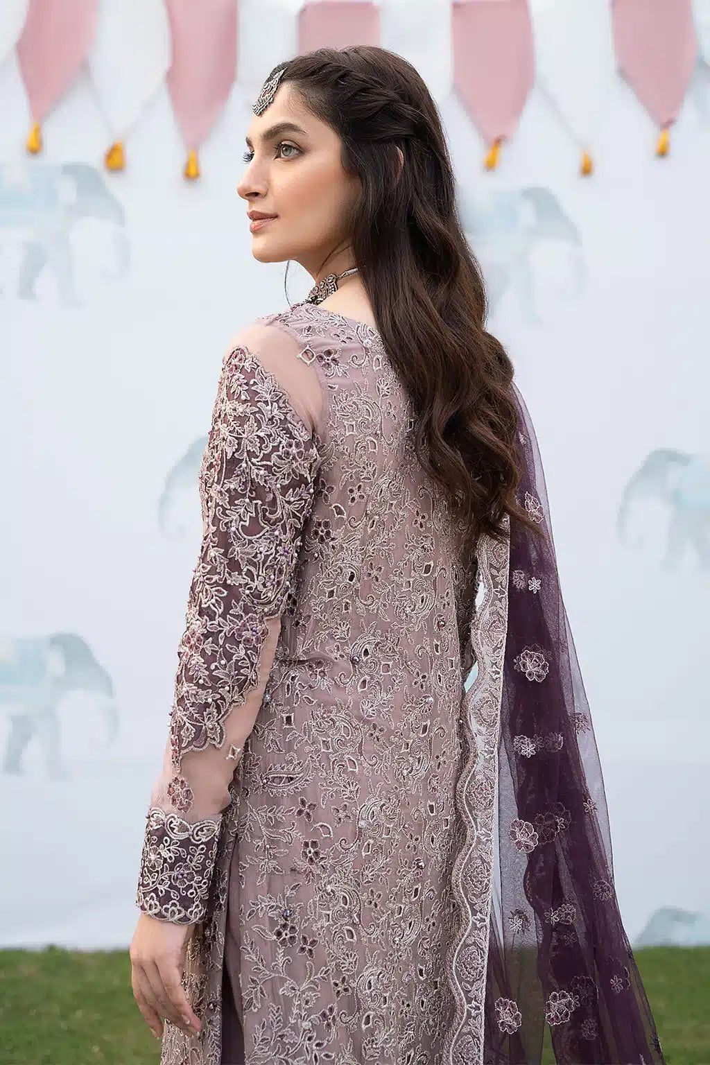 Iznik | Shendi Luxury Formals 23 | ISC-05 KAAFISHA by Iznik - Designer Dress - Type: Formal - Available at Sana Yasir - 100% Original