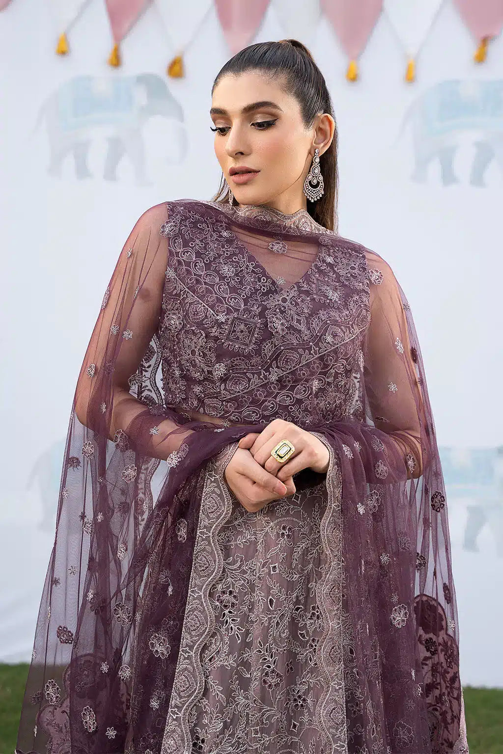 Iznik | Shendi Luxury Formals 23 | ISC-05 KAAFISHA by Iznik - Designer Dress - Type: Formal - Available at Sana Yasir - 100% Original