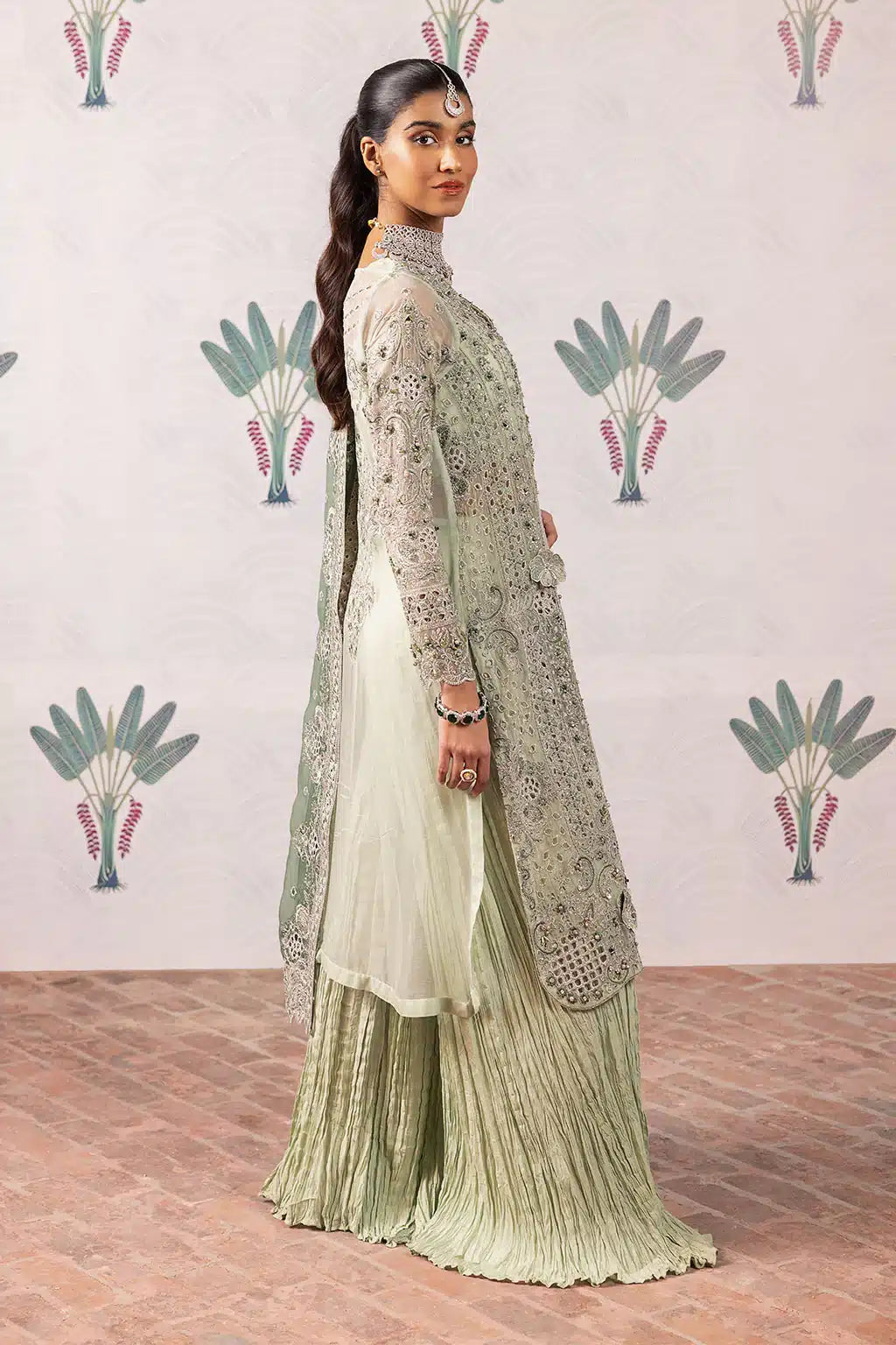 Iznik | Shendi Luxury Formals 23 | ISC-06 TEHAR by Iznik - Designer Dress - Type: Formal - Available at Sana Yasir - 100% Original