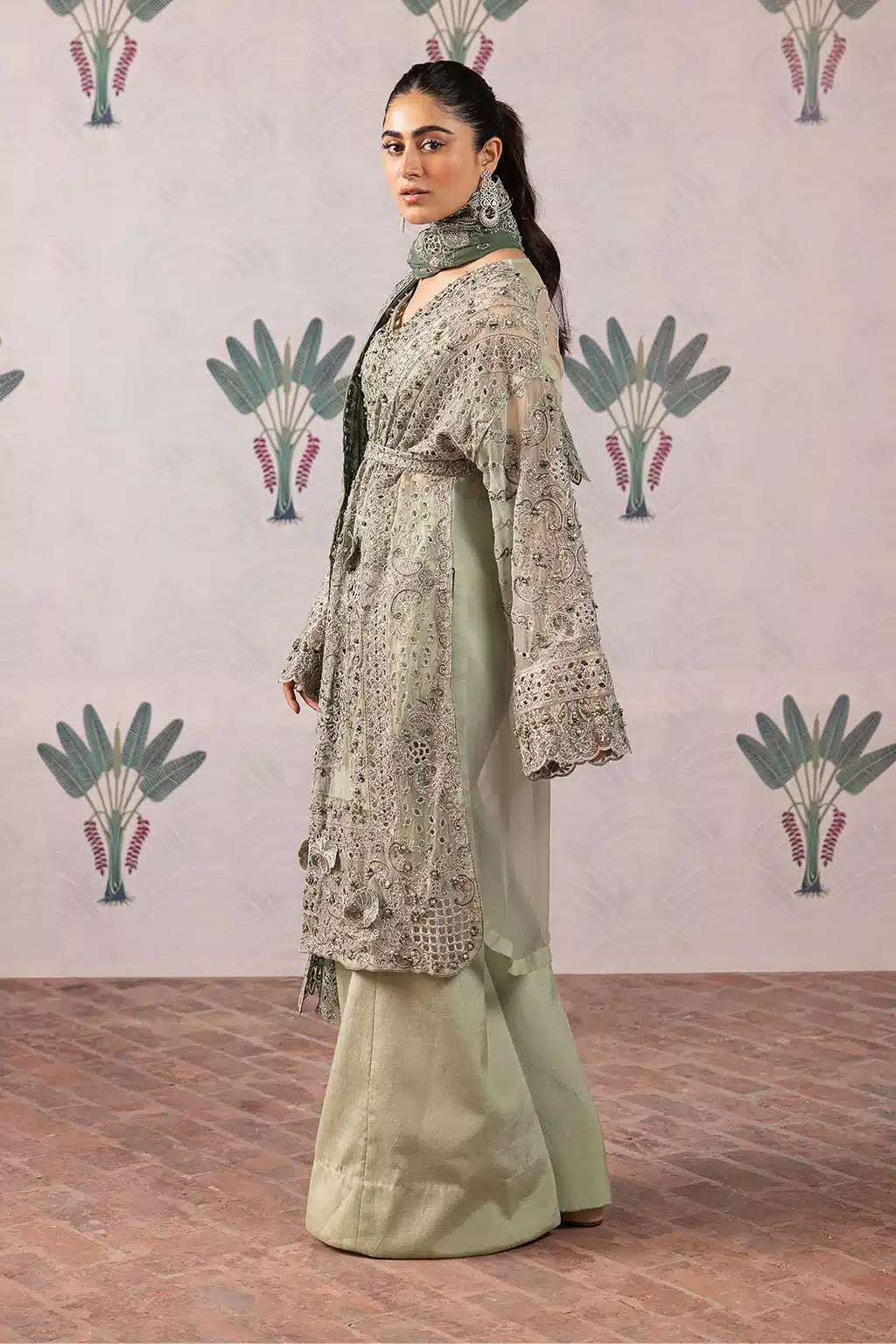 Iznik | Shendi Luxury Formals 23 | ISC-06 TEHAR by Iznik - Designer Dress - Type: Formal - Available at Sana Yasir - 100% Original