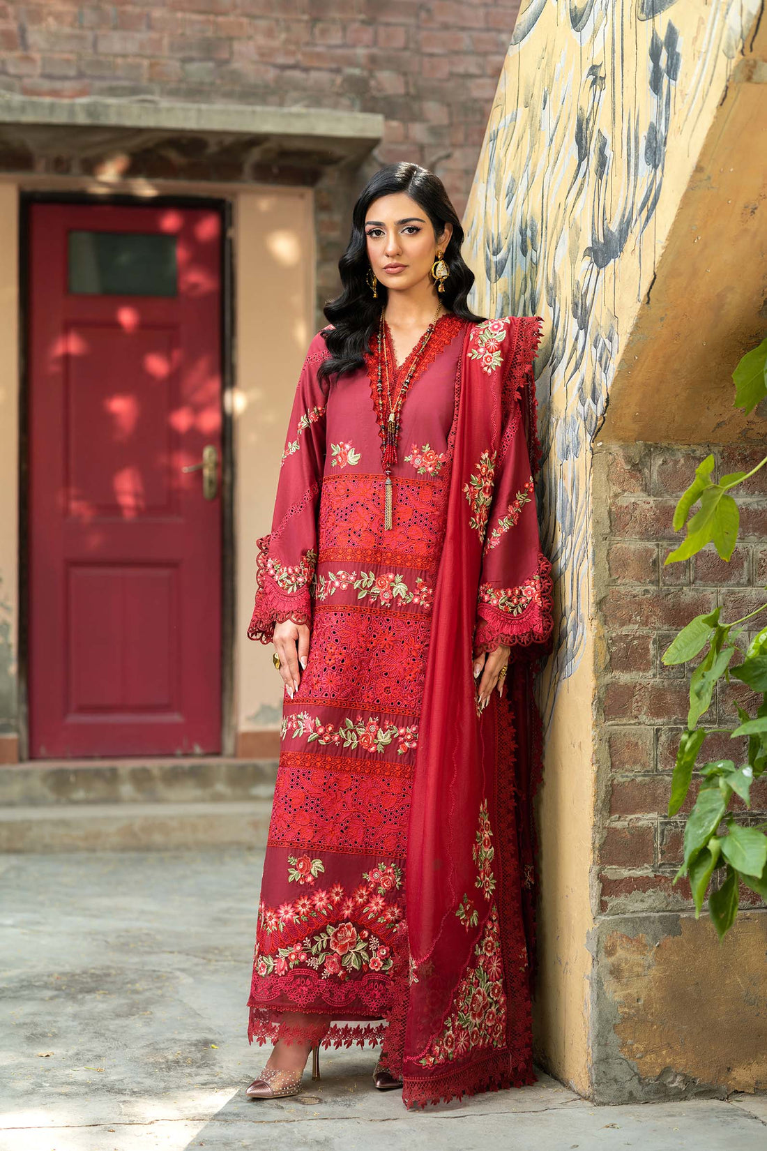 Maryam Hussain | Luxury Lawn 25 | Amal by Maryam Hussain - Designer Dress - Type: Ladies Clothes - Available at Sana Yasir - 100% Original
