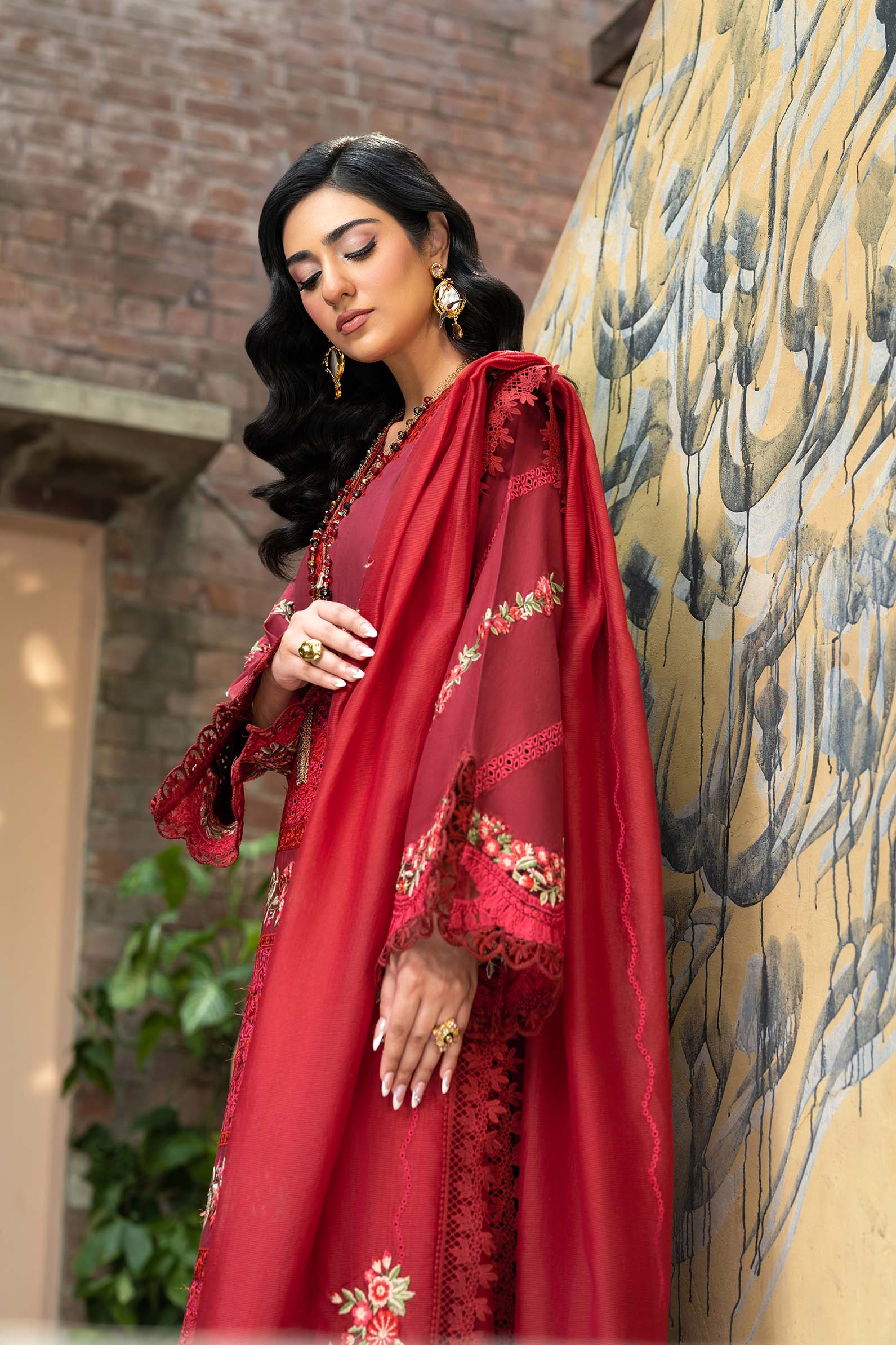 Maryam Hussain | Luxury Lawn 25 | Amal by Maryam Hussain - Designer Dress - Type: Ladies Clothes - Available at Sana Yasir - 100% Original