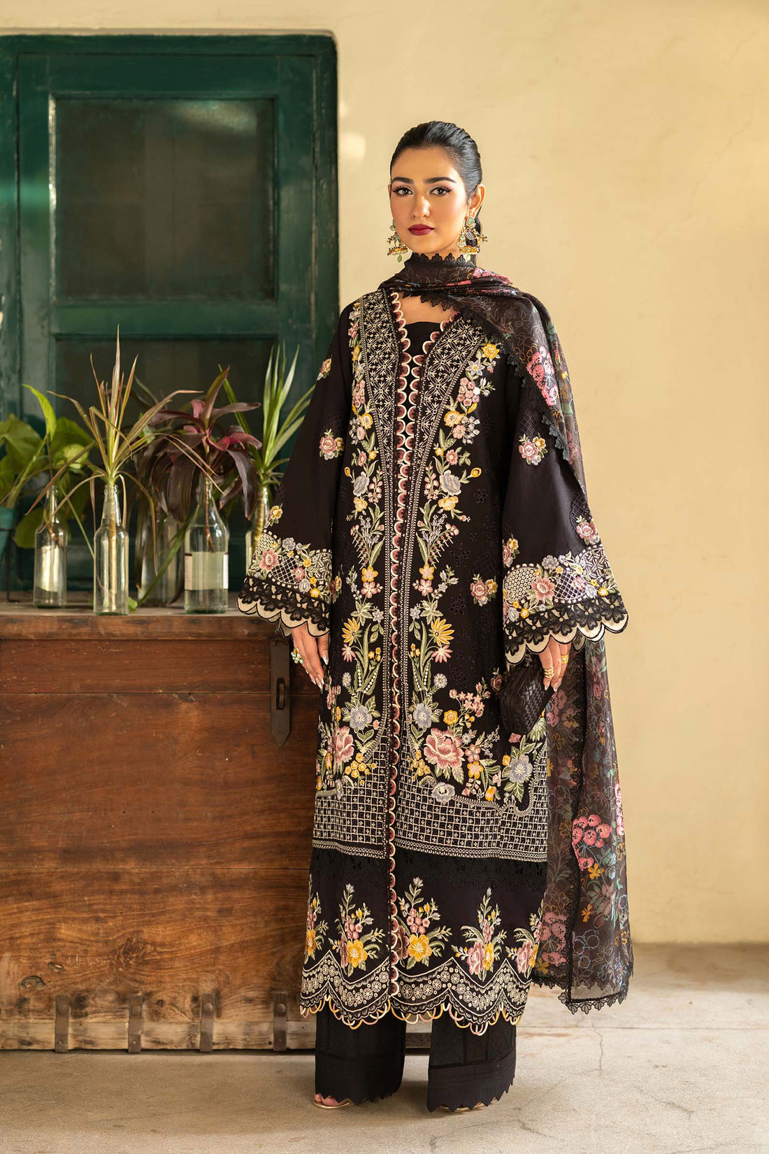 Maryam Hussain | Luxury Lawn 25 | Koyal by Maryam Hussain - Designer Dress - Type: Ladies Clothes - Available at Sana Yasir - 100% Original