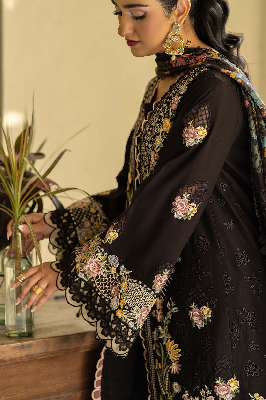 Maryam Hussain | Luxury Lawn 25 | Koyal by Maryam Hussain - Designer Dress - Type: Ladies Clothes - Available at Sana Yasir - 100% Original