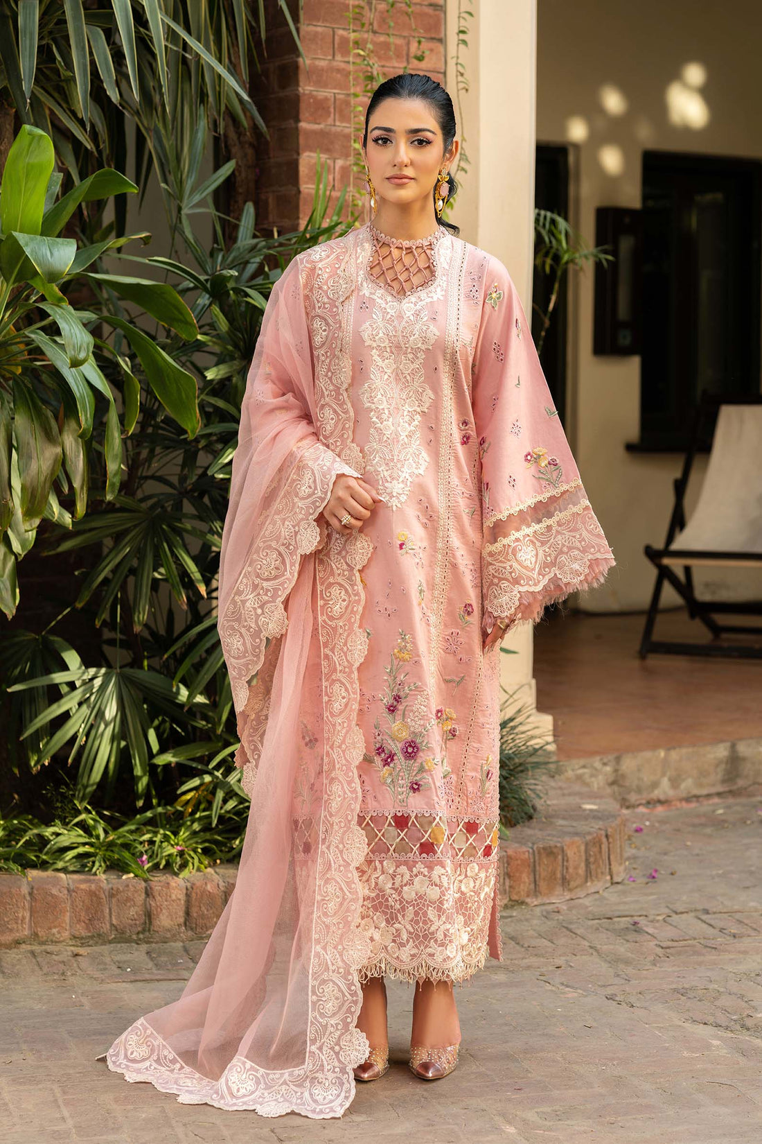 Maryam Hussain | Luxury Lawn 25 | Naina by Maryam Hussain - Designer Dress - Type: Ladies Clothes - Available at Sana Yasir - 100% Original