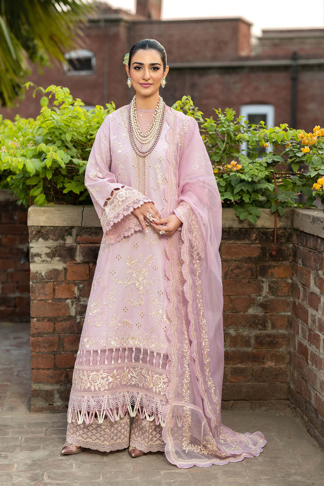Maryam Hussain | Luxury Lawn 25 | Samar by Maryam Hussain - Designer Dress - Type: Ladies Clothes - Available at Sana Yasir - 100% Original
