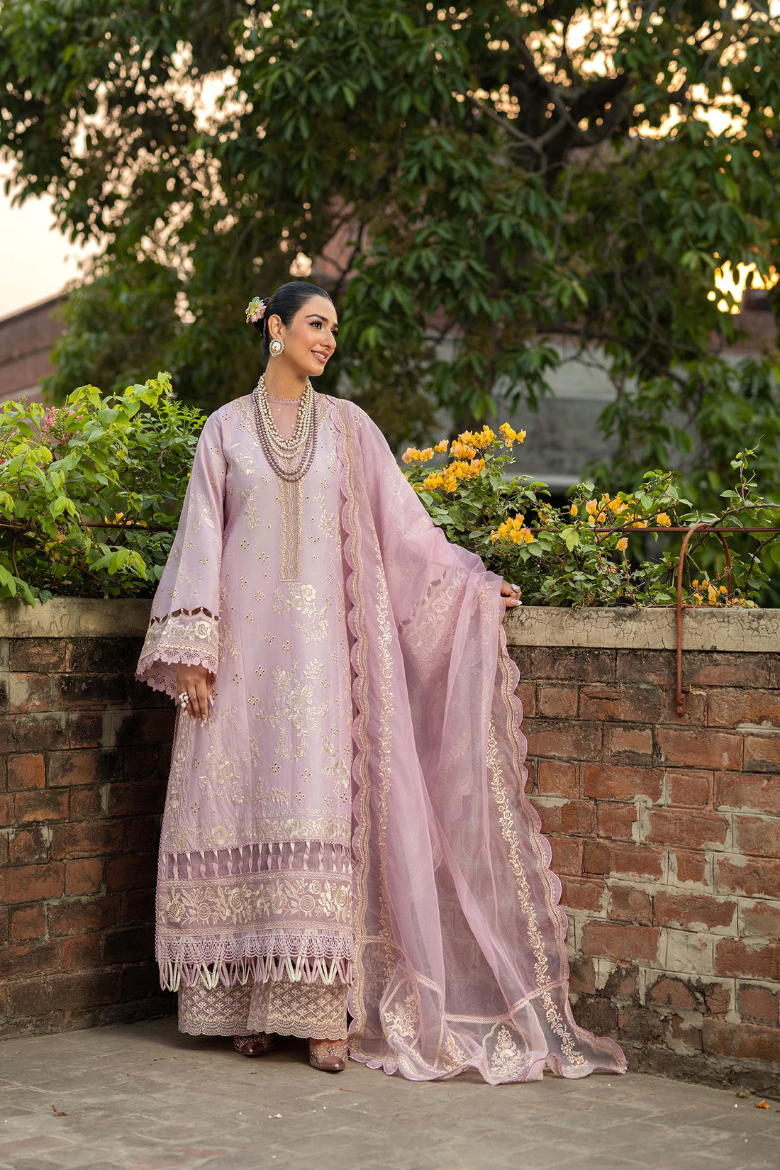 Maryam Hussain | Luxury Lawn 25 | Samar by Maryam Hussain - Designer Dress - Type: Ladies Clothes - Available at Sana Yasir - 100% Original