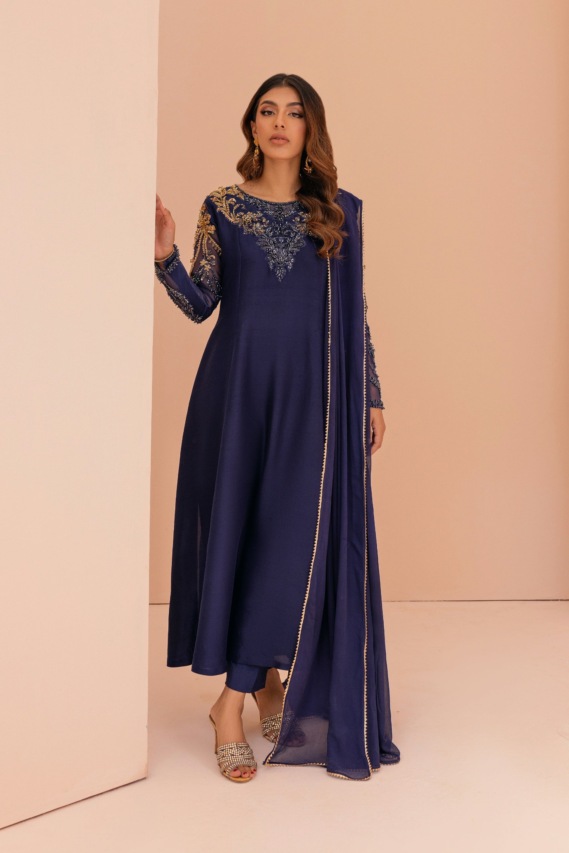 Mina Hasan | Luxury Pret | MHLP-1286 by Mina Hasan - Designer Dress - Type: Ladies Clothes - Available at Sana Yasir - 100% Original