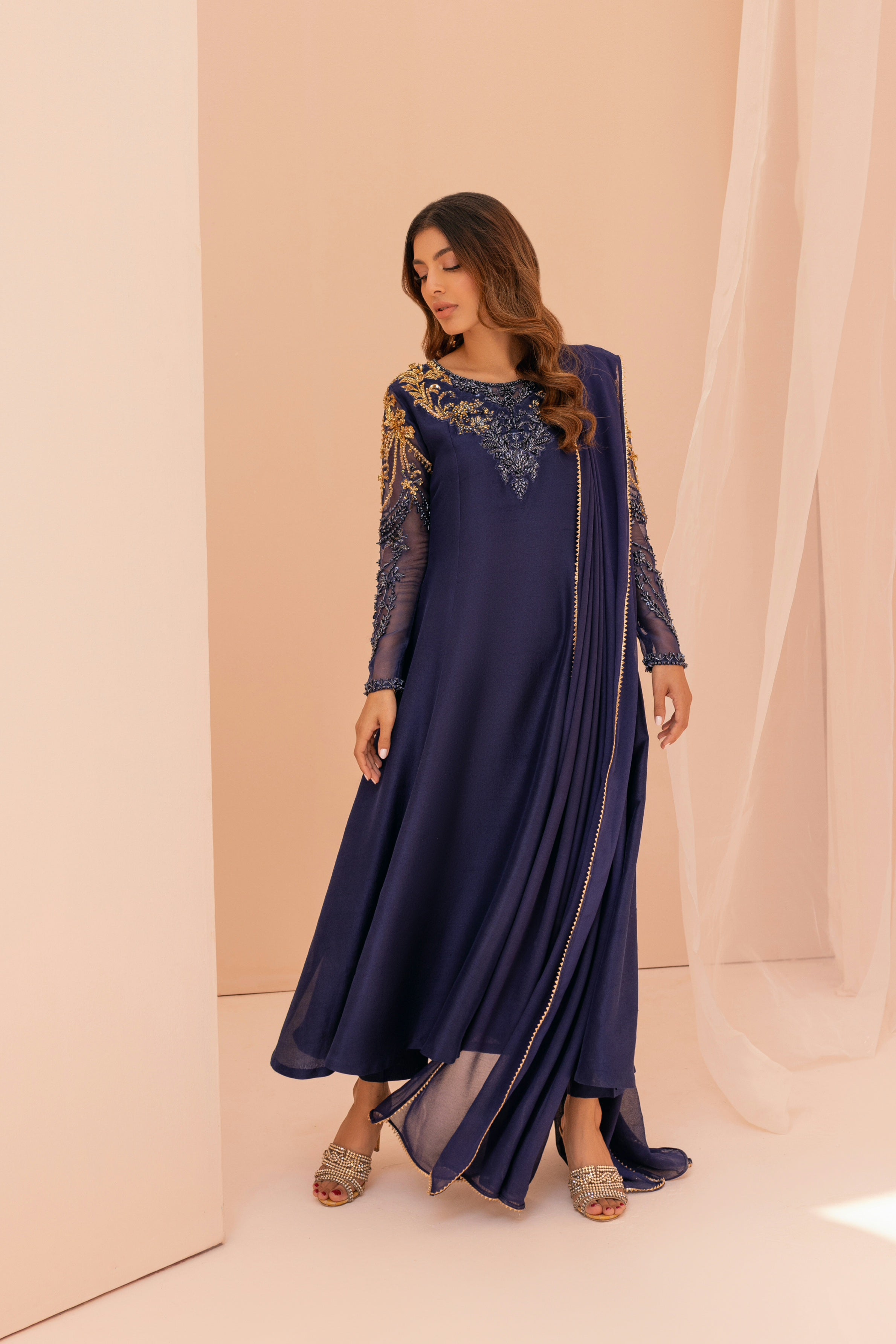 Mina Hasan | Luxury Pret | MHLP-1286 by Mina Hasan - Designer Dress - Type: Ladies Clothes - Available at Sana Yasir - 100% Original