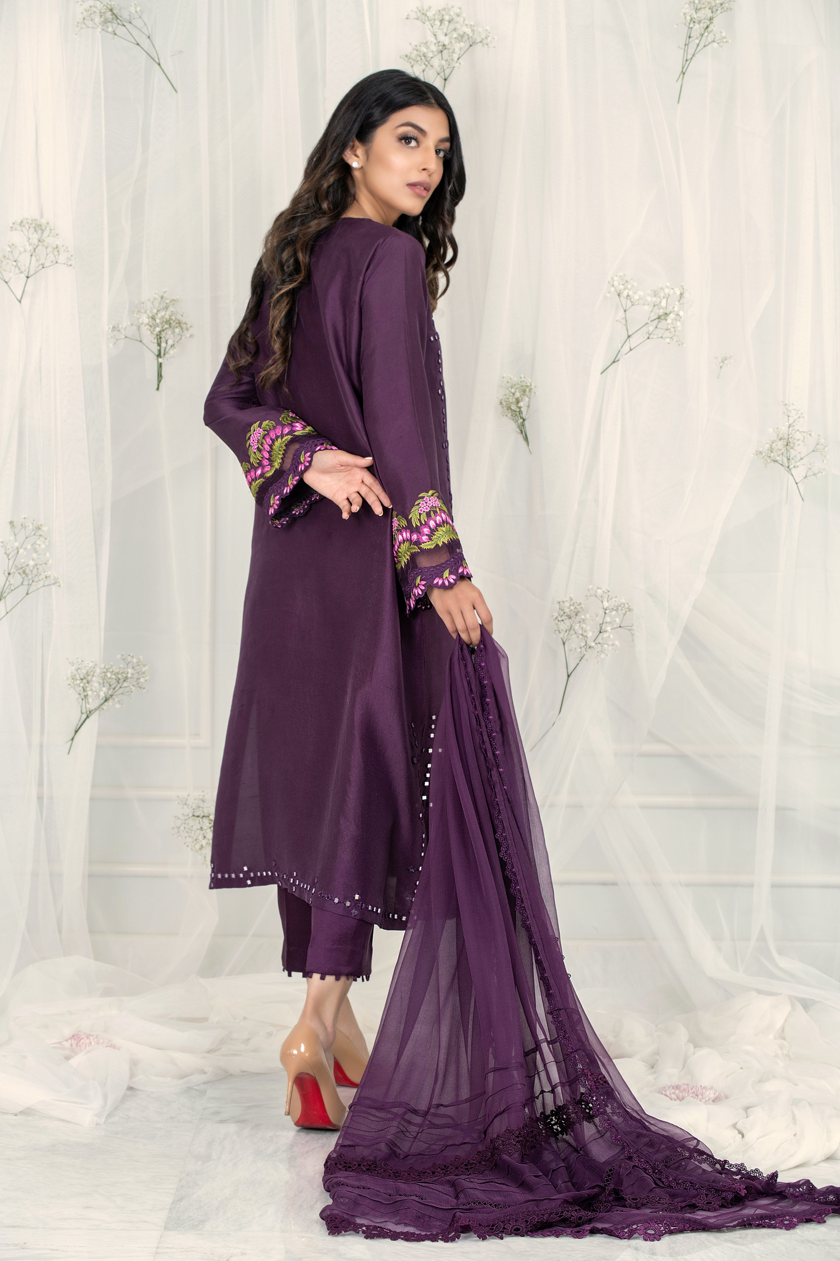Mina Hasan | Luxury Pret | MHP-1173 by Mina Hasan - Designer Dress - Type: Ladies Clothes - Available at Sana Yasir - 100% Original