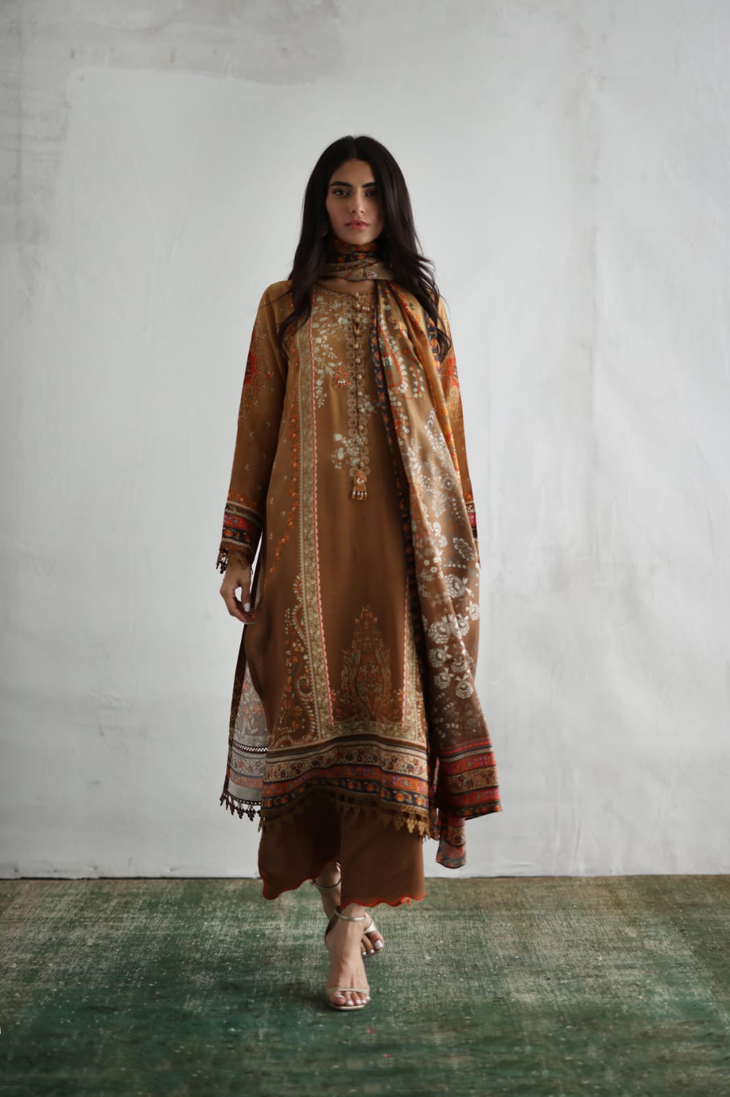 Mina Hasan | Luxury Pret | MHP-1194 by Mina Hasan - Designer Dress - Type: Ladies Clothes - Available at Sana Yasir - 100% Original