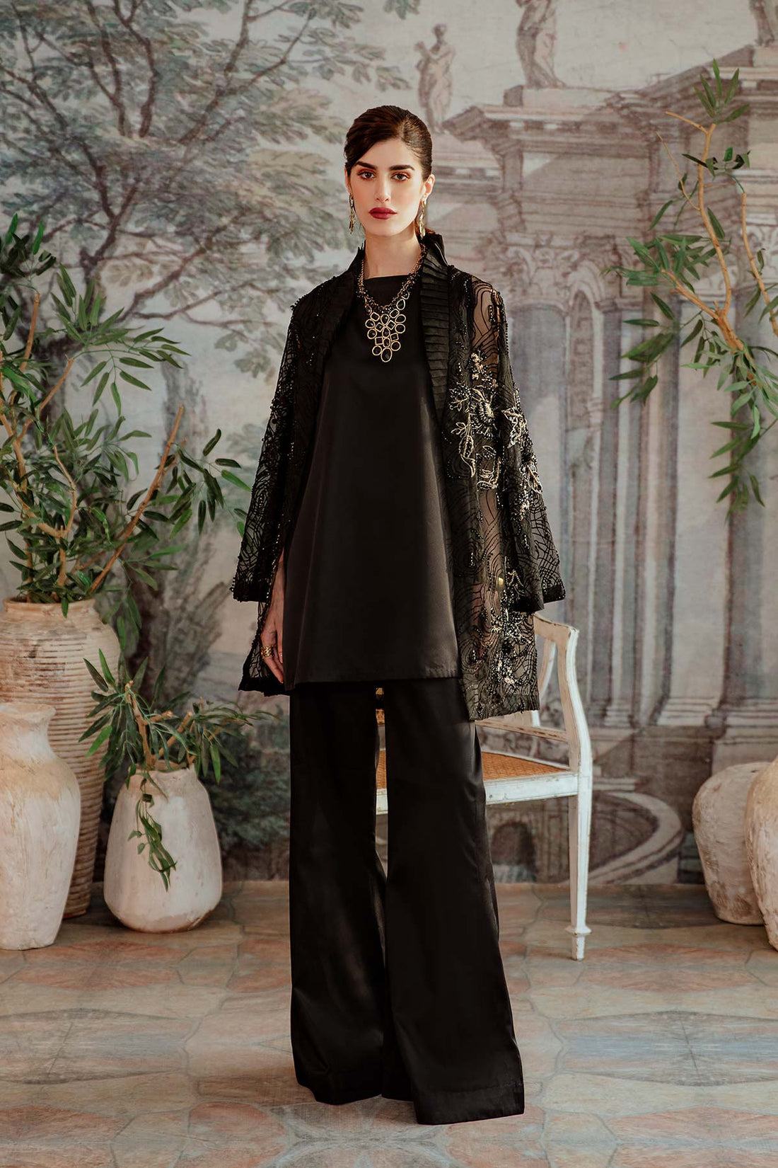 Mina Kashif | Ala Mode Luxury Formals 23 | Luna by Mina Kashif - Designer Dress - Type: Luxury - Available at Sana Yasir - 100% Original