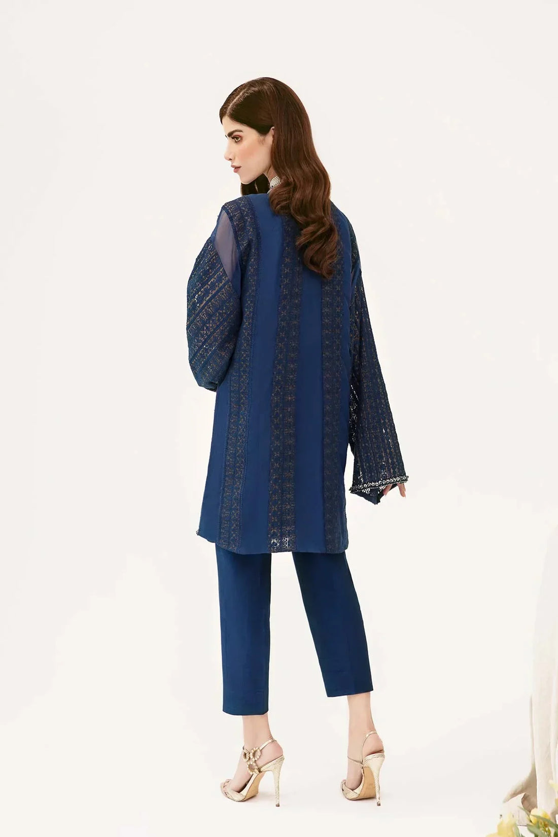 Mina Kashif | Ala Mode Luxury Formals 23 | Maya by Mina Kashif - Designer Dress - Type: Luxury - Available at Sana Yasir - 100% Original
