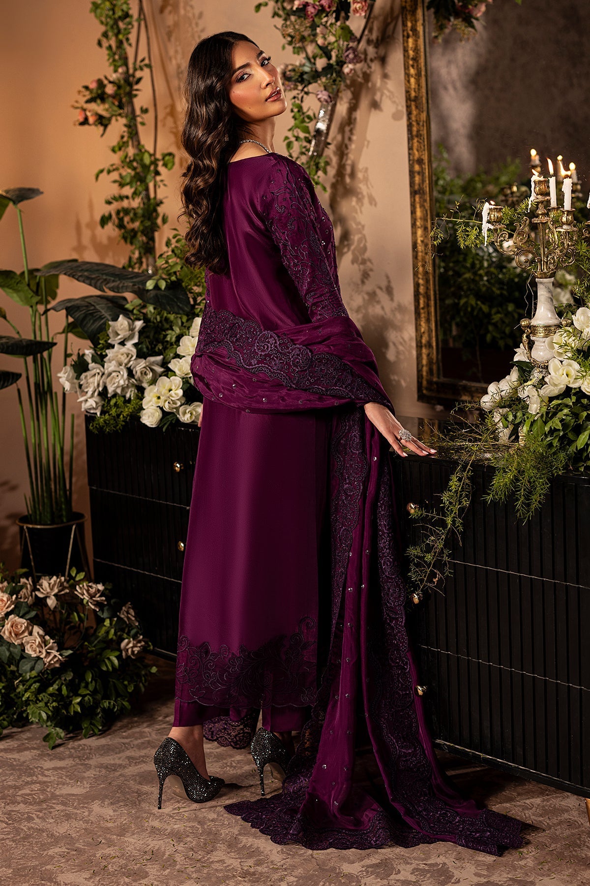 Mina Kashif | Loona Lawn 25 | Jade by Mina Kashif - Designer Dress - Type: Ladies Clothes - Available at Sana Yasir - 100% Original
