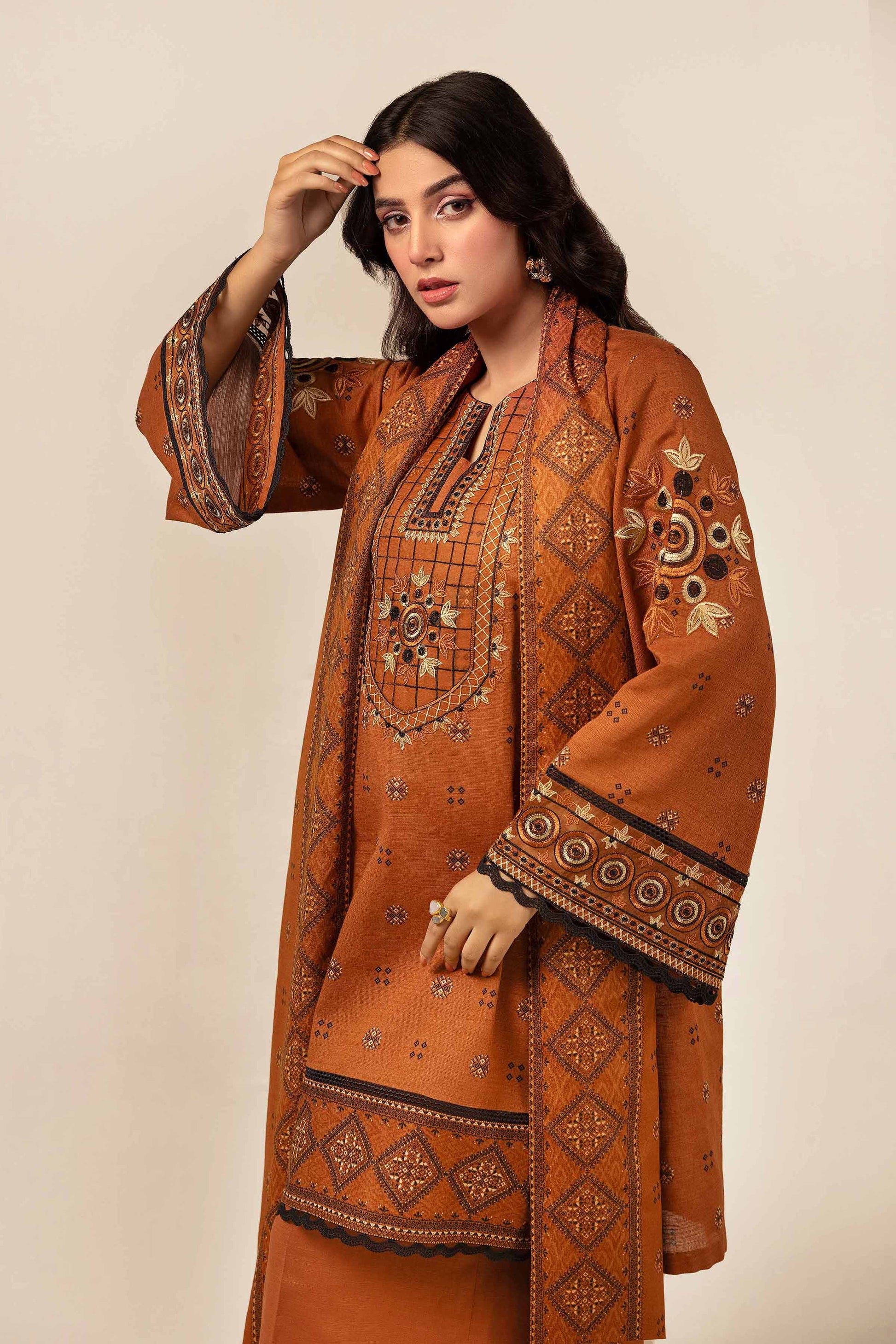 Nishat Linen | Naqsh Winter 2024 | Suit - 42404124 by Nishat Linen - Designer Dress - Type: Ladies Clothes - Available at Sana Yasir - 100% Original
