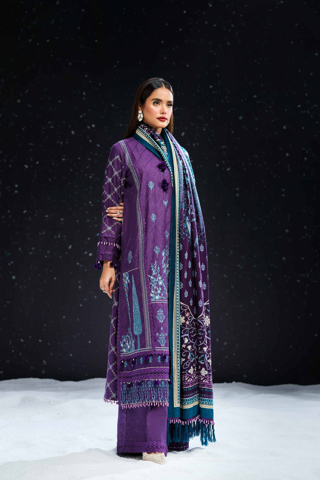 Nishat Linen | Naqsh Winter 2024 | Suit - 42404275 by Nishat Linen - Designer Dress - Type: Ladies Clothes - Available at Sana Yasir - 100% Original