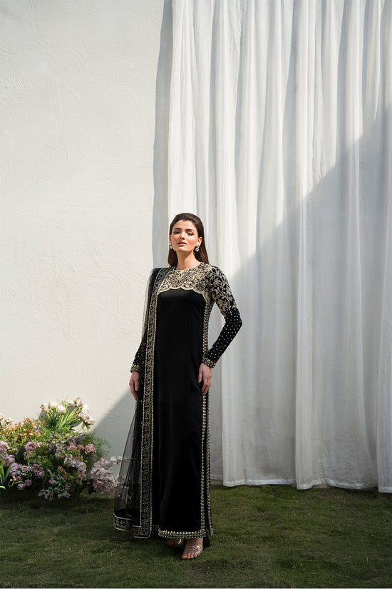 Raja Salahuddin | Love in Bloom | Black Lady by Raja Salahuddin - Designer Dress - Type: Formal - Available at Sana Yasir - 100% Original