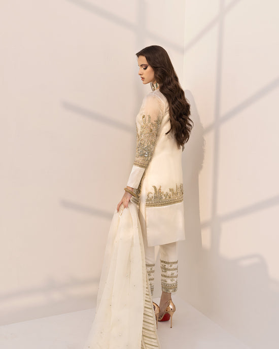 Raja Salahuddin | Wedding Formals | ELEE by Raja Salahuddin - Designer Dress - Type: Formal - Available at Sana Yasir - 100% Original