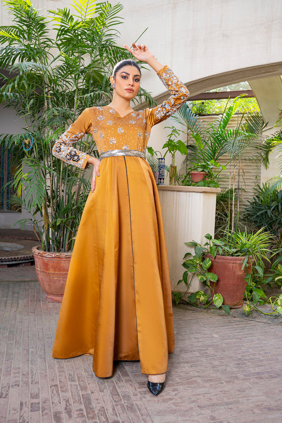 Raja Salahuddin | Wedding Formals | IRIS by Raja Salahuddin - Designer Dress - Type: Formal - Available at Sana Yasir - 100% Original
