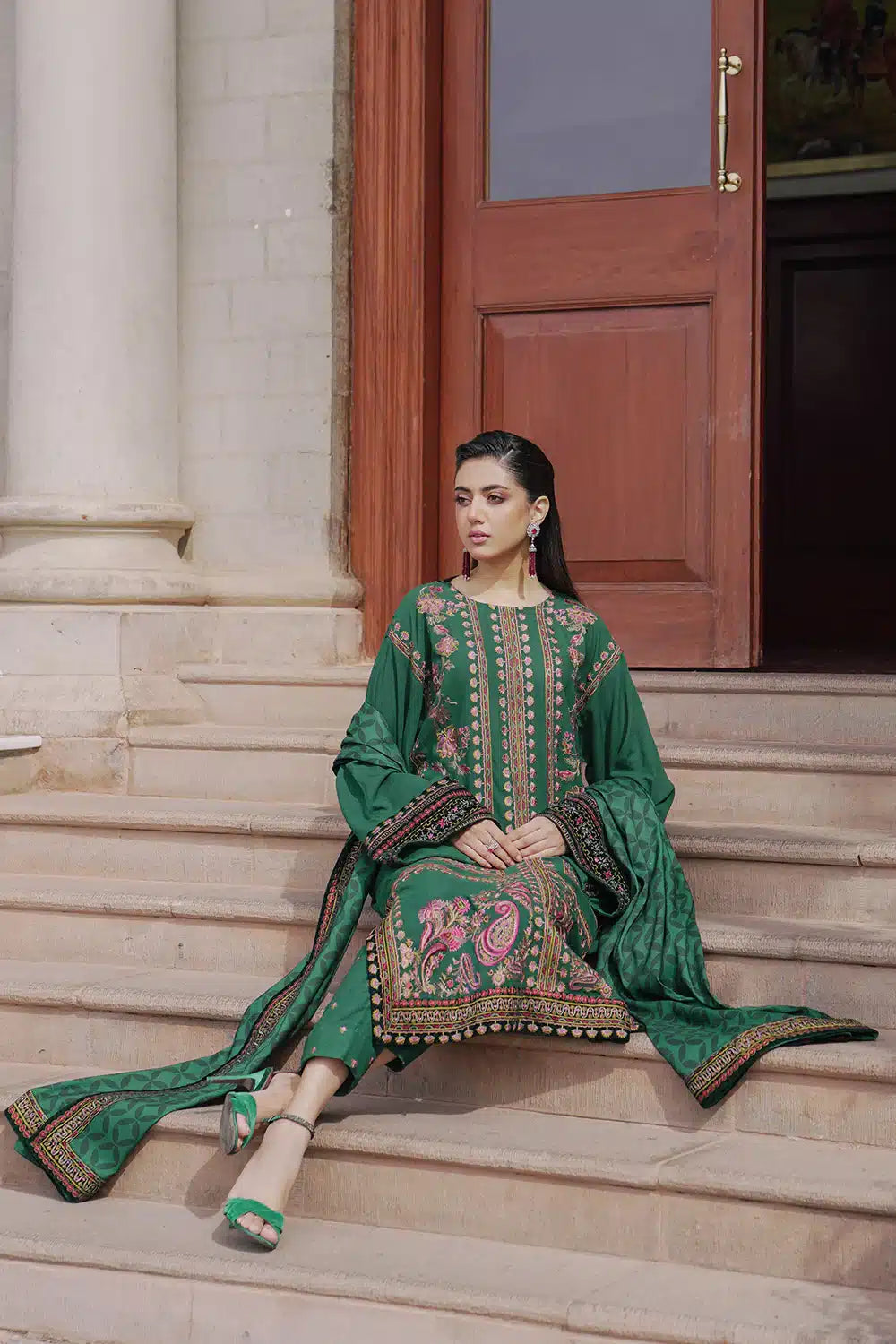 Saira Rizwan | Winter 23 | ISMAT SR-01 by Saira Rizwan - Designer Dress - Type: Luxury - Available at Sana Yasir - 100% Original