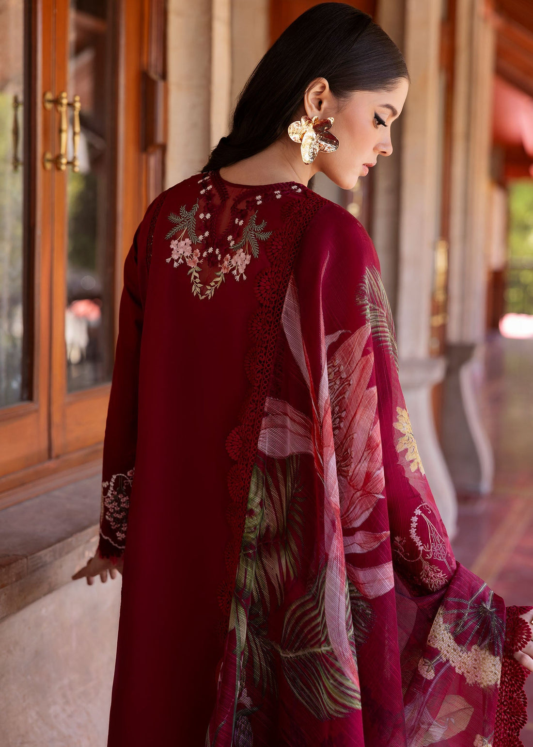 Saira Shakira | Bloom Lawn 25 | HANGING GARDENS 2-A by Saira Shakira - Designer Dress - Type: Ladies Clothes - Available at Sana Yasir - 100% Original