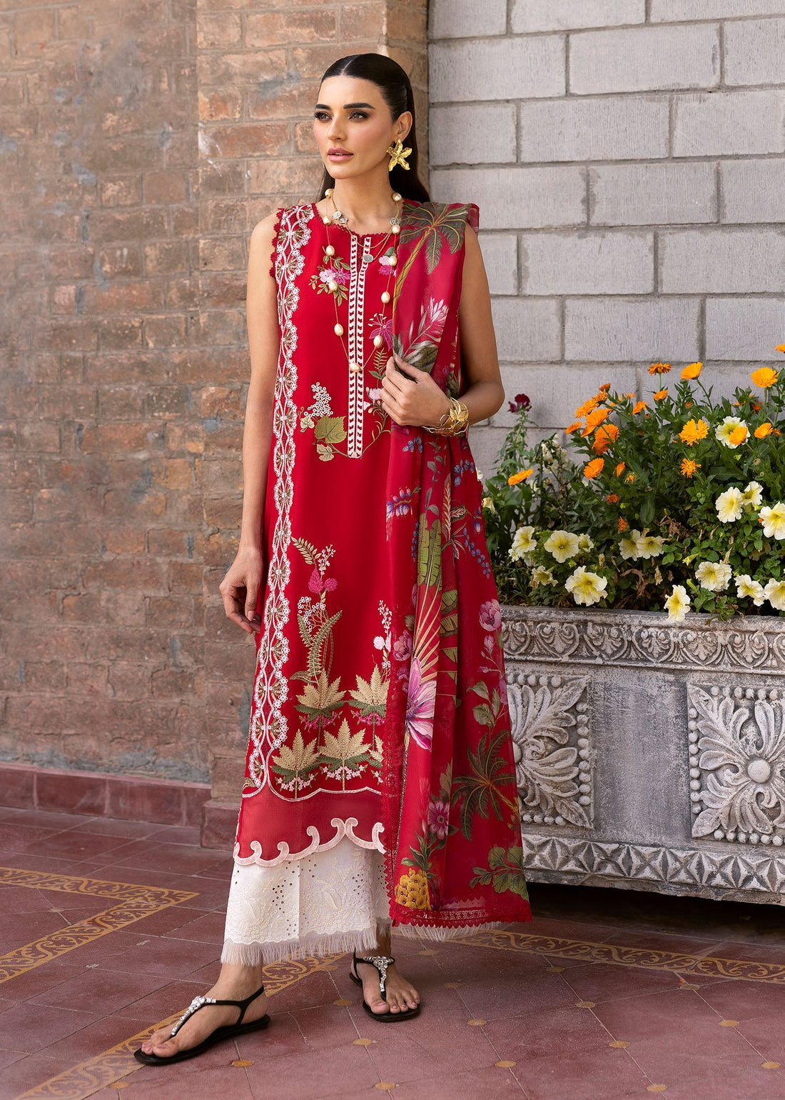 Saira Shakira | Bloom Lawn 25 | SAUVAGE 6-A by Saira Shakira - Designer Dress - Type: Ladies Clothes - Available at Sana Yasir - 100% Original