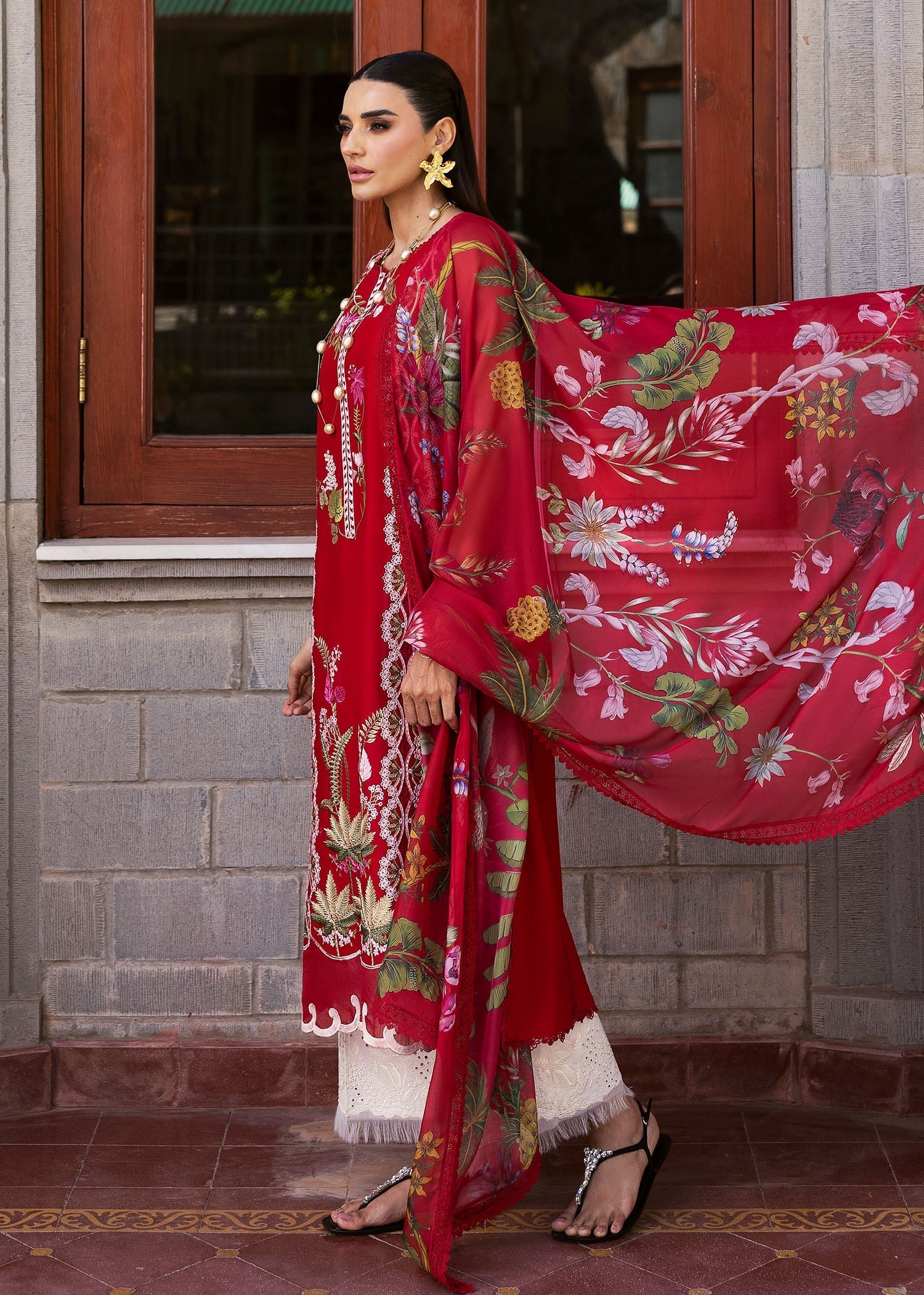 Saira Shakira | Bloom Lawn 25 | SAUVAGE 6-A by Saira Shakira - Designer Dress - Type: Ladies Clothes - Available at Sana Yasir - 100% Original