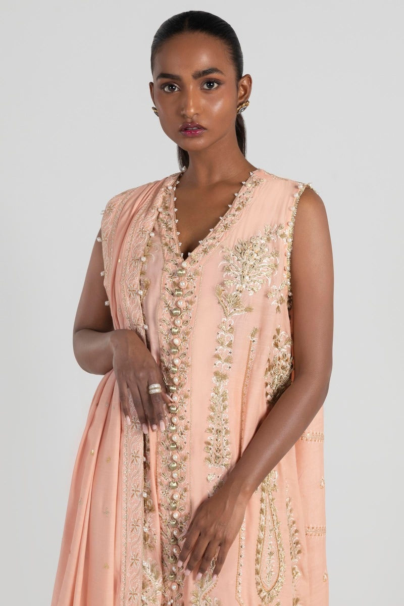 Sana Safinaz | Luxury Pret | FW23FOR126 by Sana Safinaz - Designer Dress - Type: Ladies Clothes - Available at Sana Yasir - 100% Original