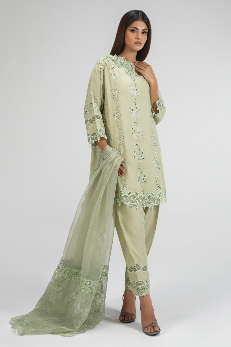 Sana Safinaz | Luxury Pret | FW23FOR127 by Sana Safinaz - Designer Dress - Type: Ladies Clothes - Available at Sana Yasir - 100% Original
