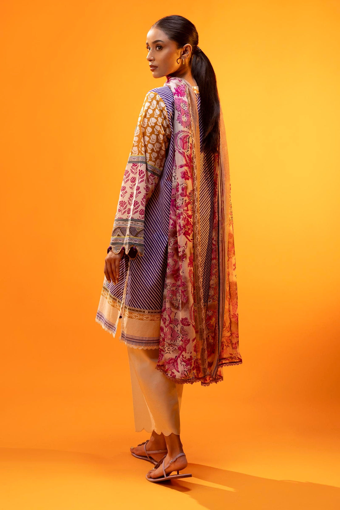 Sana Safinaz | Mahay Summer 25 | 006B by Sana Safinaz - Designer Dress - Type: Ladies Clothes - Available at Sana Yasir - 100% Original