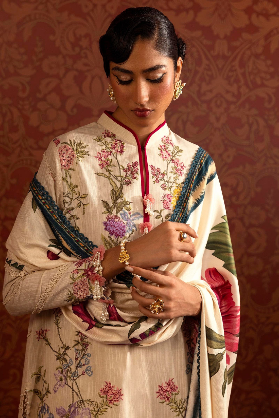 Sana Safinaz | Muzlin Winter 2024 | M243-002A-3CP by Sana Safinaz - Designer Dress - Type: Ladies Clothes - Available at Sana Yasir - 100% Original
