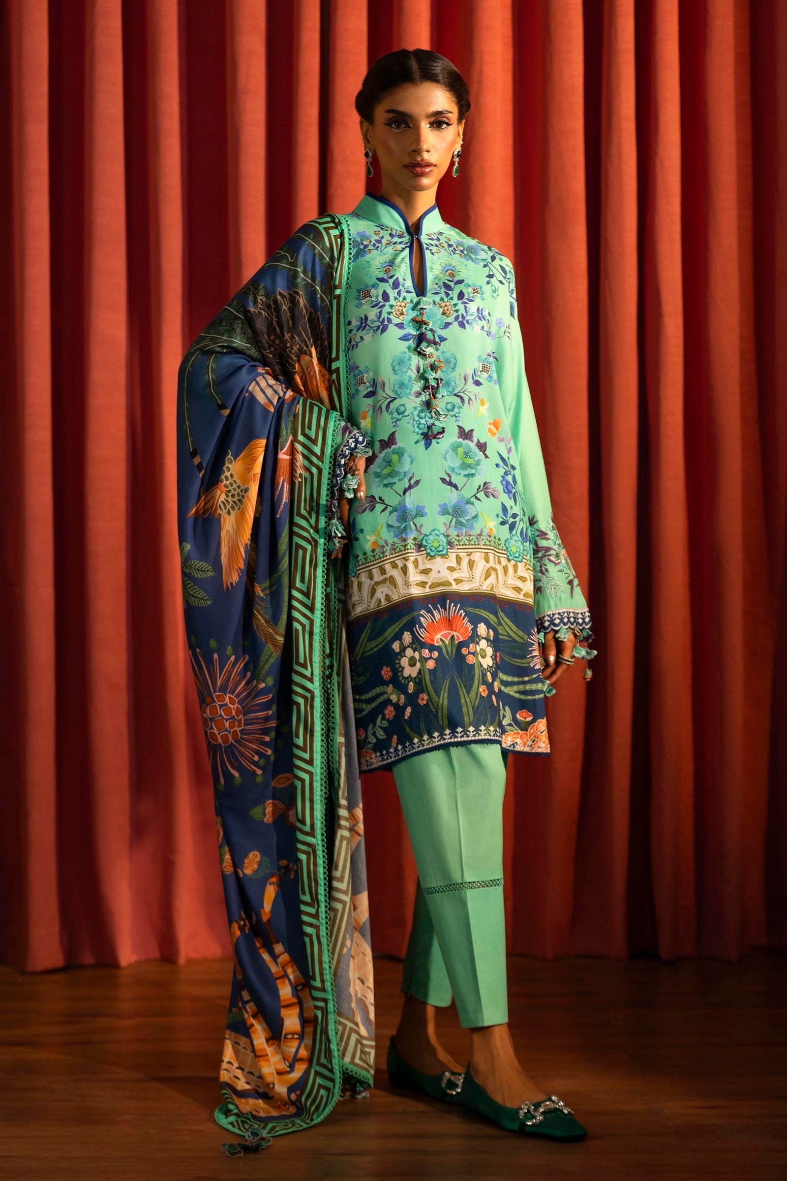 Sana Safinaz | Muzlin Winter 2024 | M243-022A-3DB by Sana Safinaz - Designer Dress - Type: Ladies Clothes - Available at Sana Yasir - 100% Original