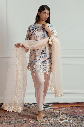 Sana Safinaz | Luxury Pret | FW23FOR129 by Sana Safinaz - Designer Dress - Type: Ladies Clothes - Available at Sana Yasir - 100% Original